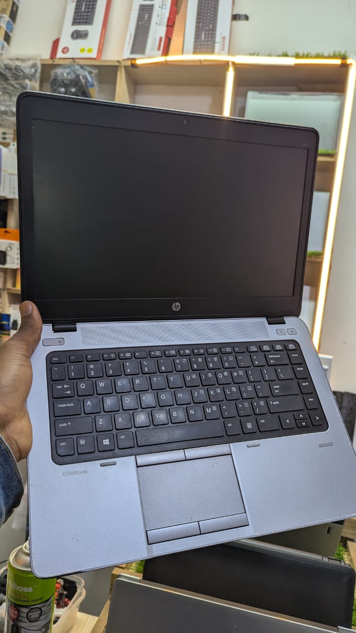 HP PROBOOK 840